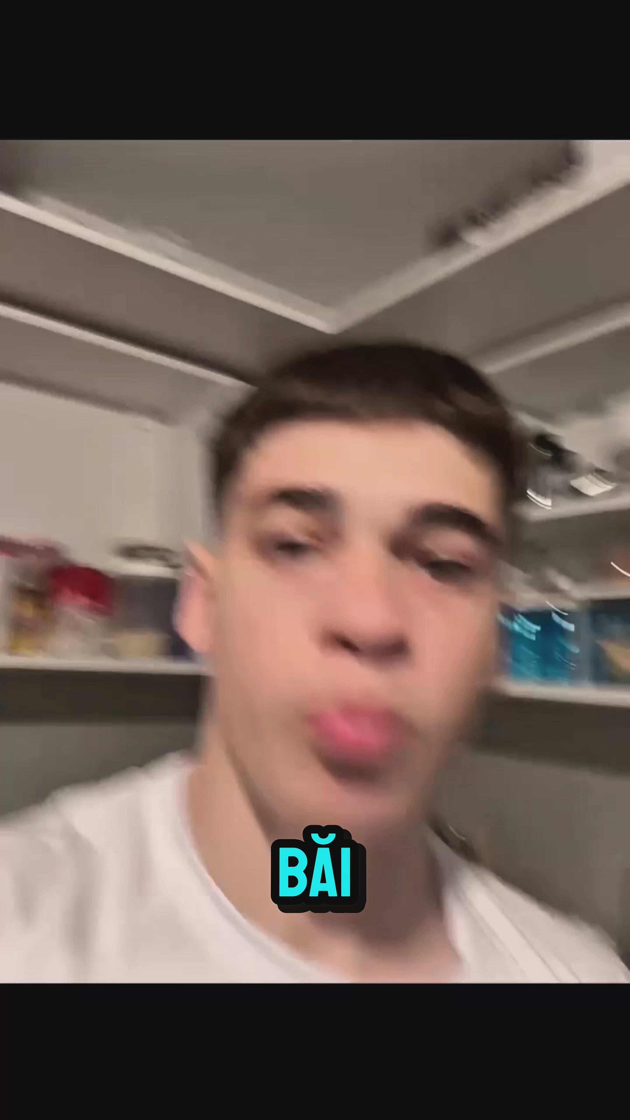 Încarcă clipul video: GRKF0873.MOV